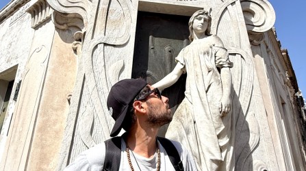 Quando una tomba sembra respirare: il mistero che inquieta la Recoleta