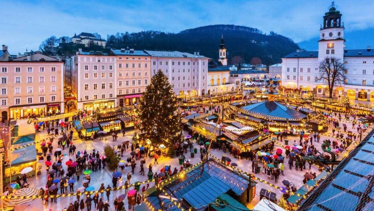 I magici mercatini natalizi in Austria si raggiungono con un treno notturno