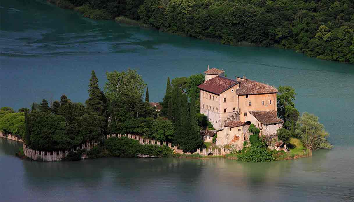 castel-toblino