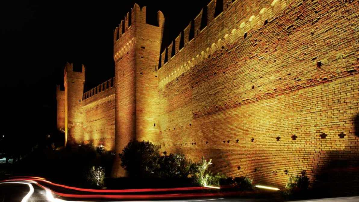 Vivi il Natale 2025 a Gradara, un borgo incantato dove la magia prende vita