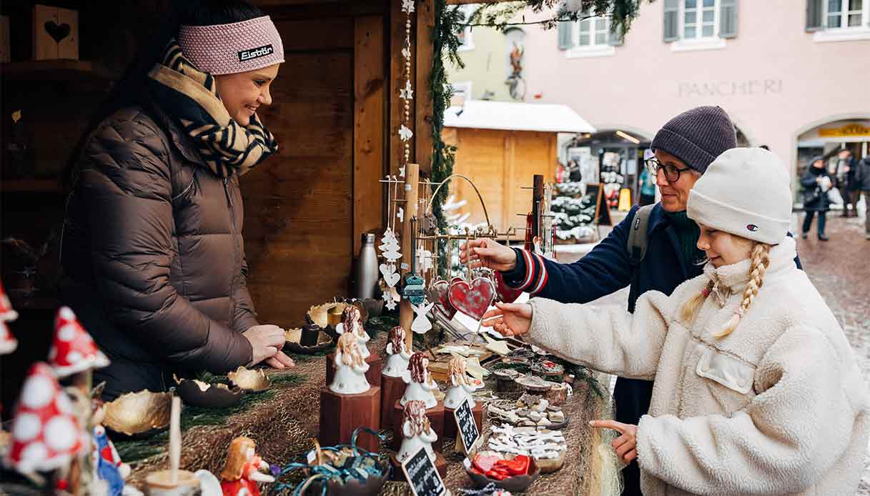 chiusa-mercatino-natale