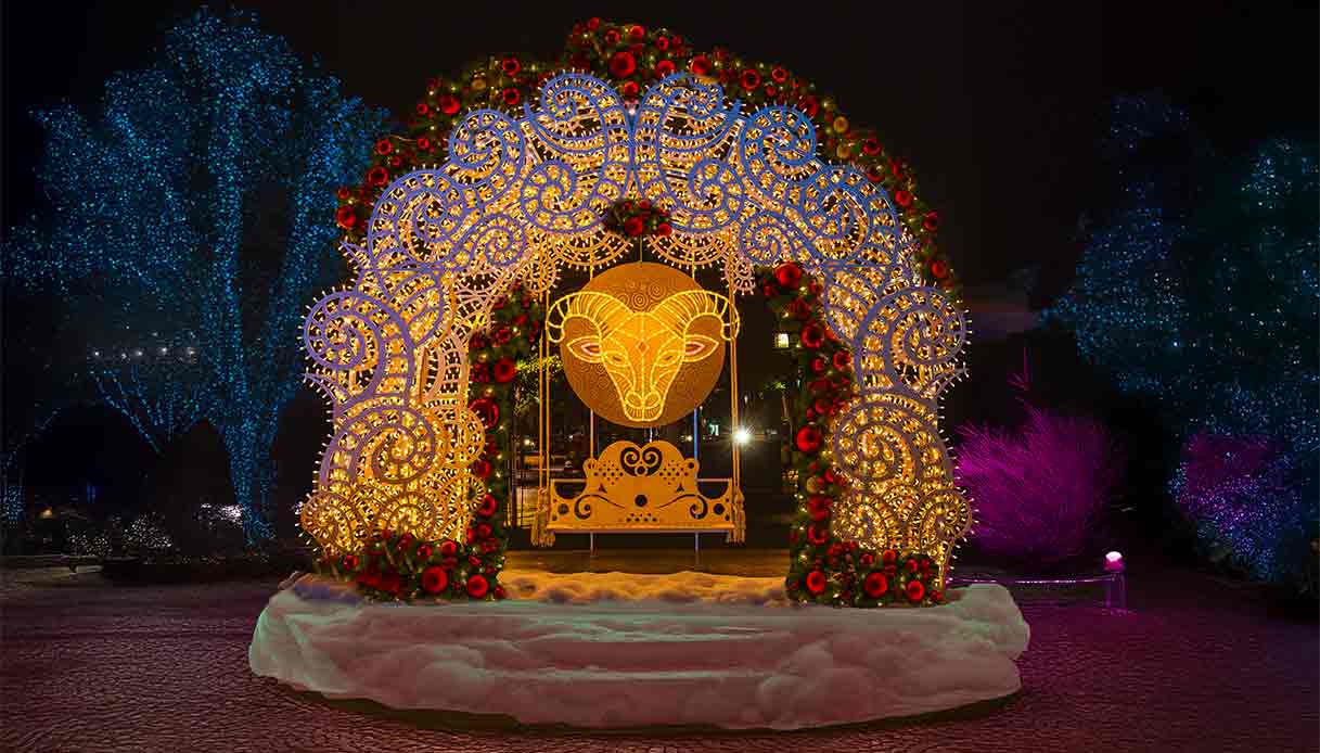 monopoli-luminarie-Natale-Altalena-Capricorno