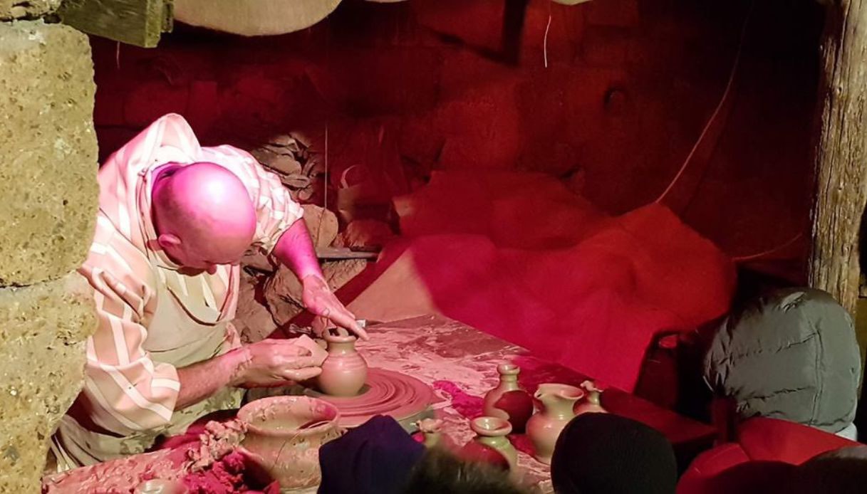 Artigiano del presepe vivente a Civita Bagnoregio