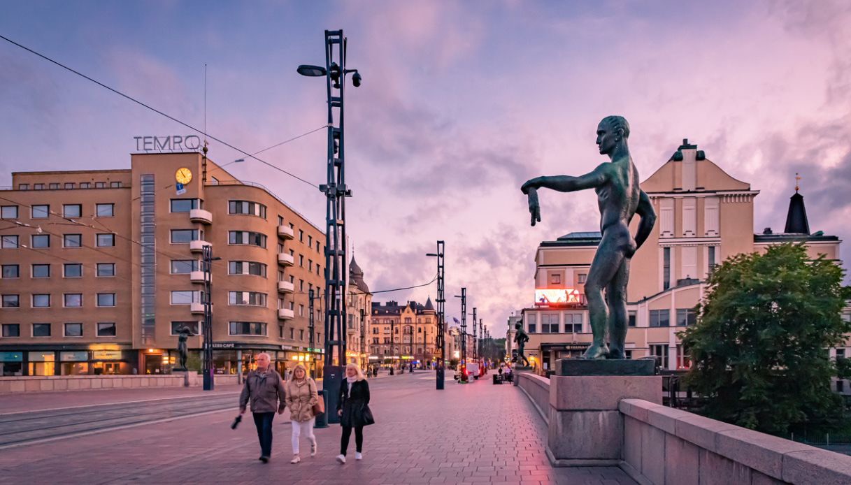 https://siviaggia.it/wp-content/uploads/sites/2/2025/11/tampere-capitale-europea-turismo-intelligente.jpg