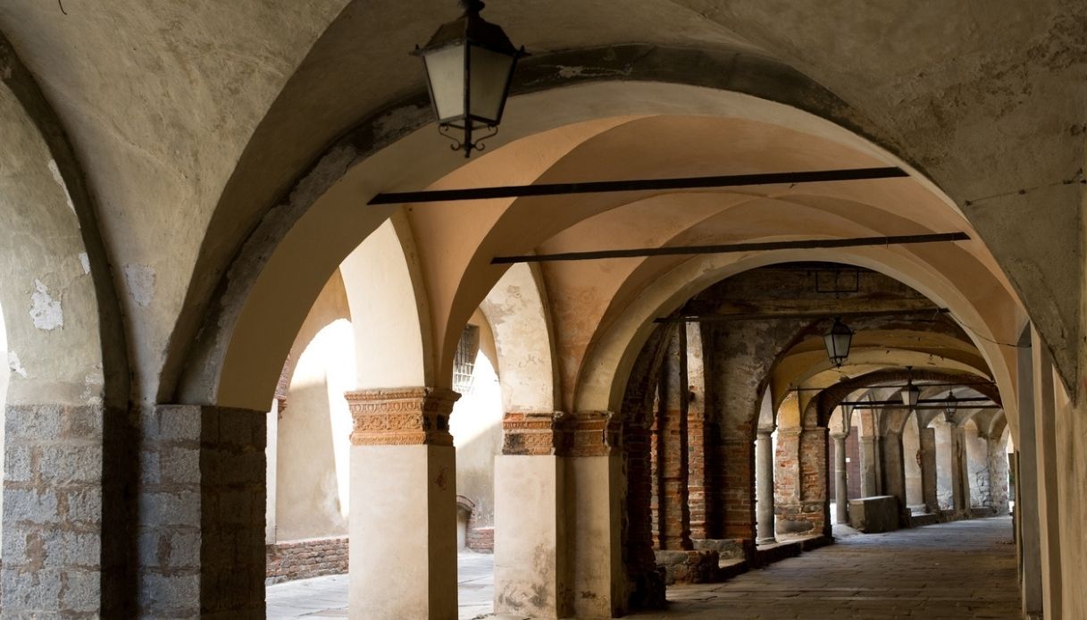 Gli archi di Borgo il Piazzo