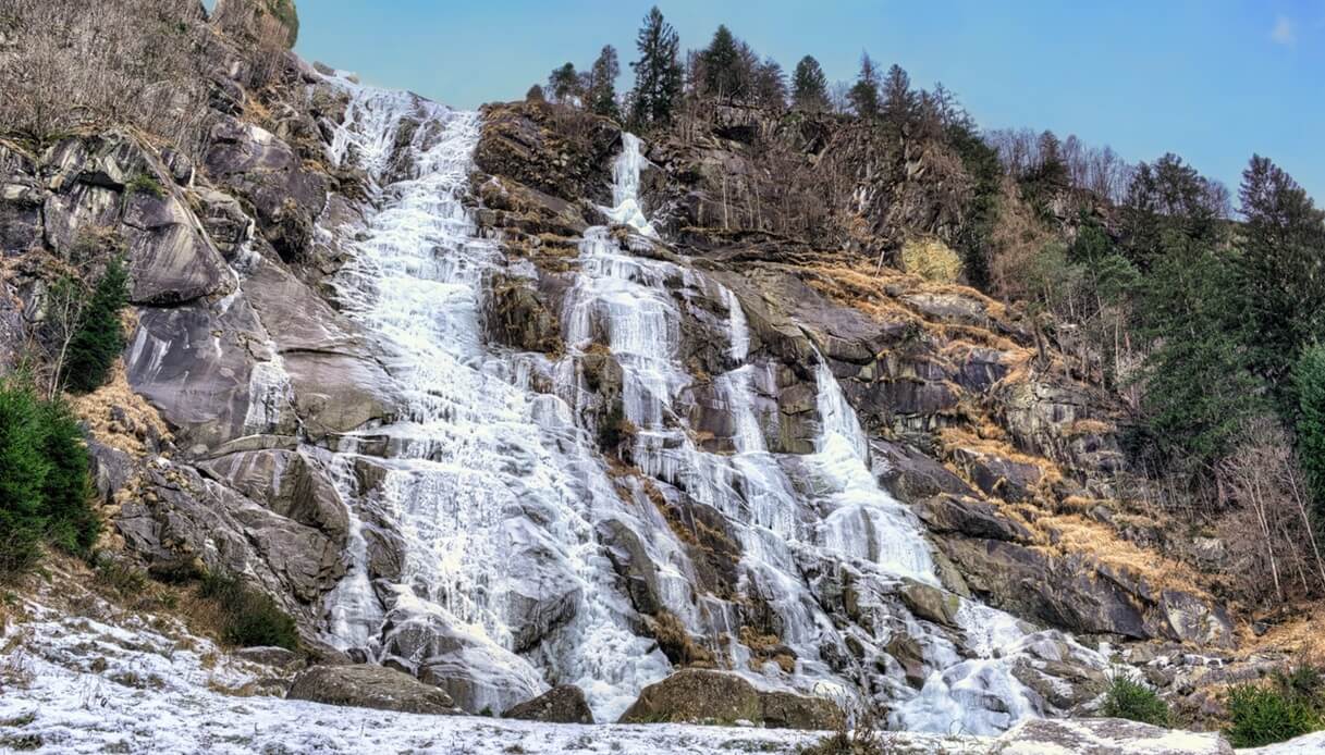 Cascate ghiacciate Italia inverno