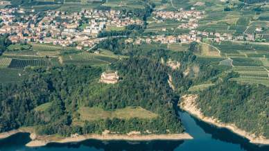 Cles, dove la natura abbraccia la tradizione: un viaggio nel cuore della Val di Non