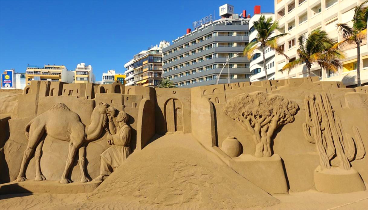 Carovana di Beduini nel Presepe di Sabbia di Las Palmas