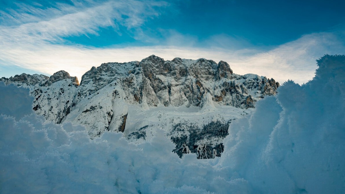 Le grotte di ghiaccio e i ghiacciai meno conosciuti d’Italia