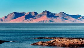 Isola di Rùm, la Scozia più magica tra paesaggi selvaggi e notti invernali stellate