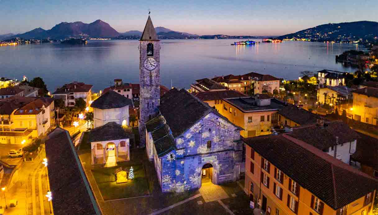 Natale sul Lago Maggiore, tra isole di luce, videomapping e mercatini