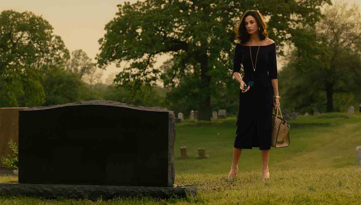 LANDMAN_2-demi-moore