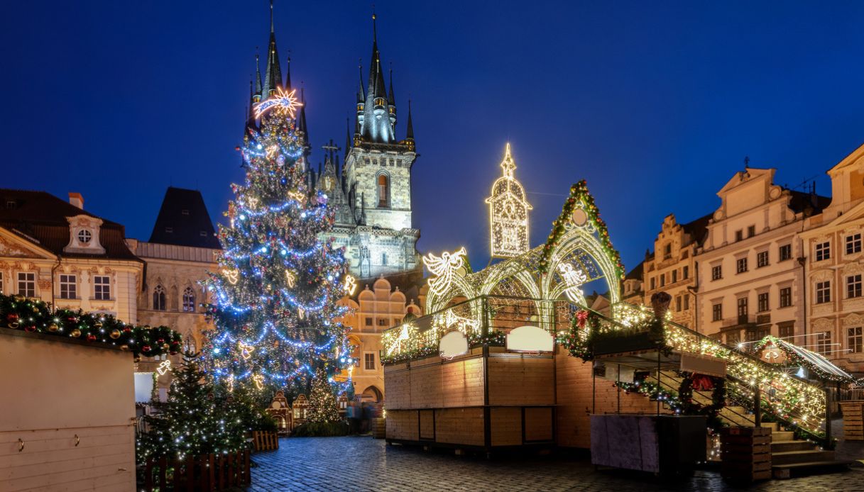 https://siviaggia.it/wp-content/uploads/sites/2/2025/12/Praga-Natale.jpg