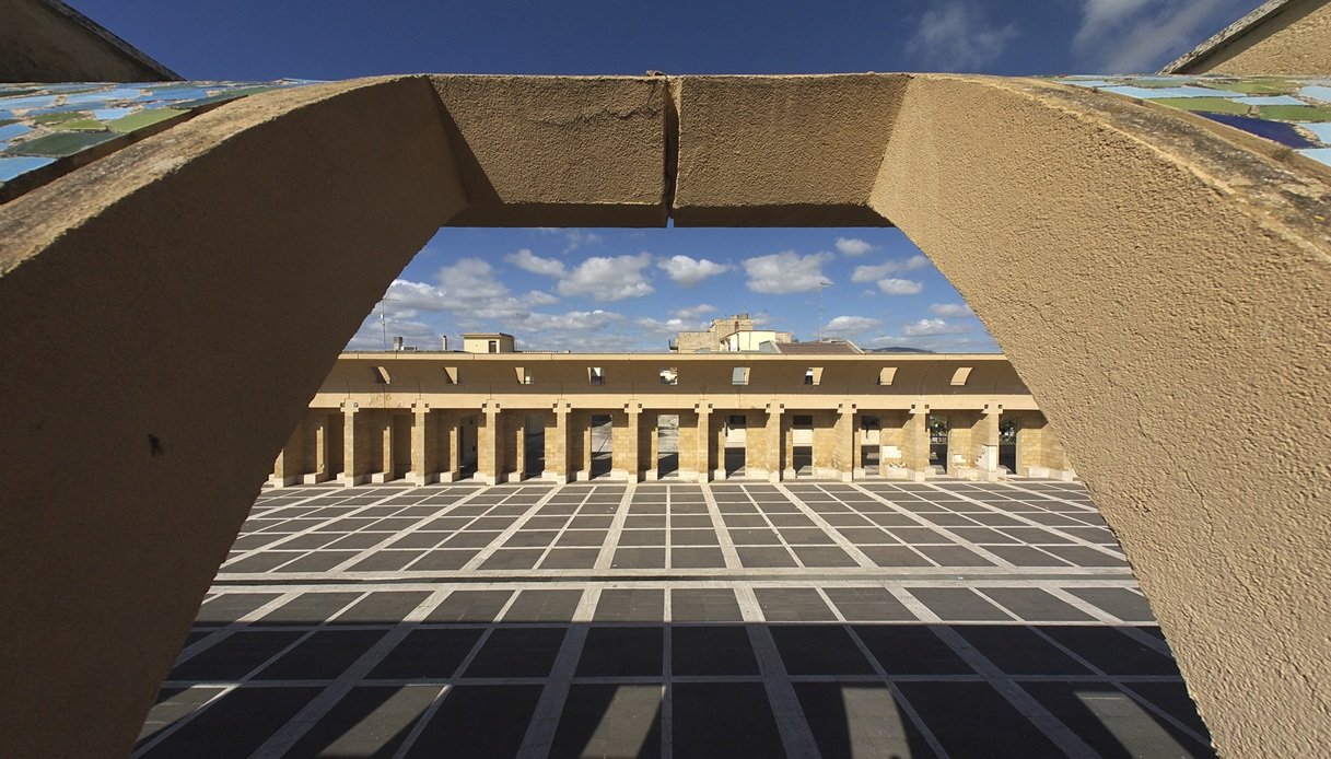 Sistema di Piazze di Gibellina, progettato da Franco Purini e Laura Thermes
