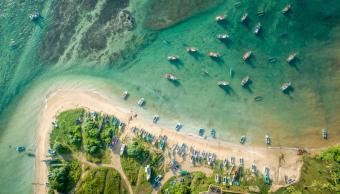 Il meraviglioso mare dello Sri Lanka tra rotte antiche, villaggi costieri e oceano aperto