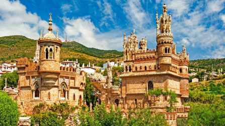 Castello di Colomares, il monumento più fiabesco della Spagna è un omaggio visionario alla storia