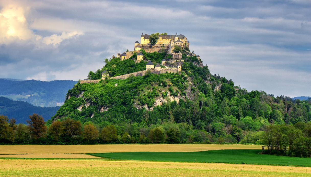 Il castello di Hochosterwitz, la leggendaria fortezza medievale dalle 14 porte inespugnabili