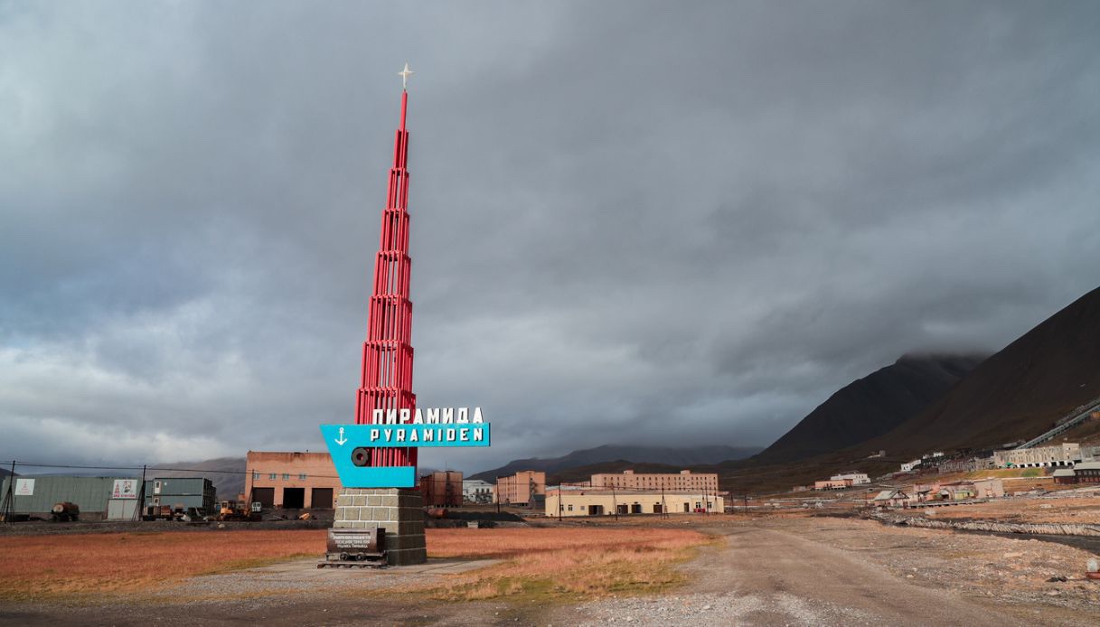 La città abbandonata di Pyramiden alle Svalbard