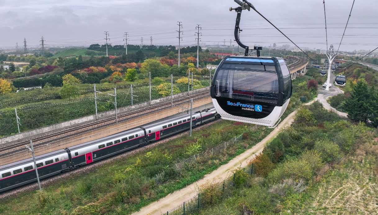 Aperta la nuova funivia urbana di Parigi