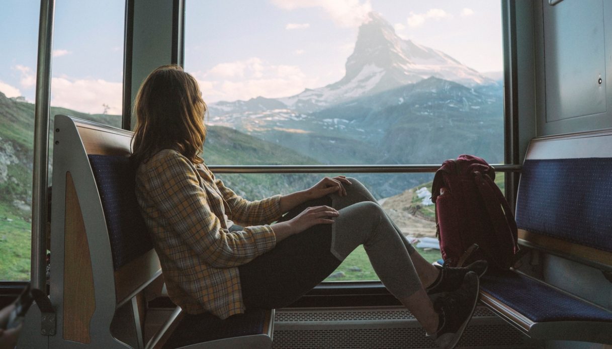 Gift card treni: idee regalo di Natale last minute per chi ama viaggiare