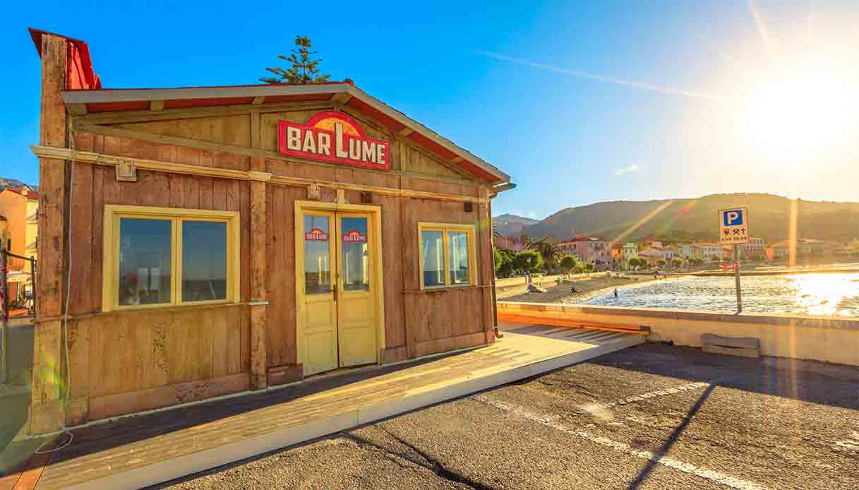 Il celebre BarLume, location principale della serie Tv