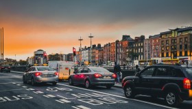 Tra le città più trafficate d’Europa ci sono due italiane: viaggiare qui ti fa perdere troppe ore