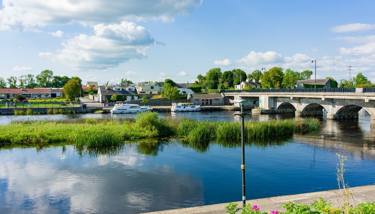 Barche ormeggiate sul fiume Shannon