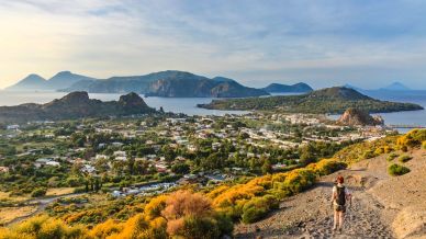 Il National Geographic consiglia un’esperienza unica da vivere alle Isole Eolie nel 2026