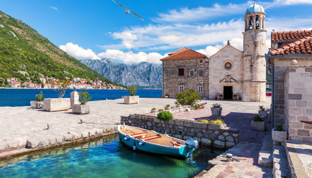 Nostra Signora delle Rocce, Perast