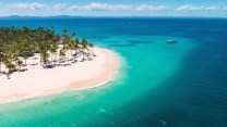 Cayo Levantado, l’isola del rum che ha fatto (e fa) sognare il mondo
