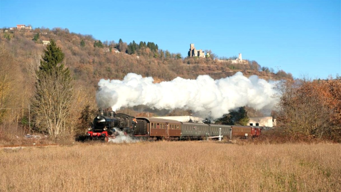 Da Novara a Varallo Sesia a bordo di un treno storico suggestivo