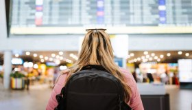 Le compagnie aeree e gli aeroporti più puntuali del mondo: quando volare diventa un piacere