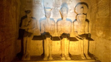 Abu Simbel Sun Festival, il giorno in cui il sole sceglie il suo re