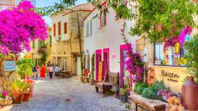 Alla scoperta di Alaçatı, tra mulini a vento e spiagge da sogno