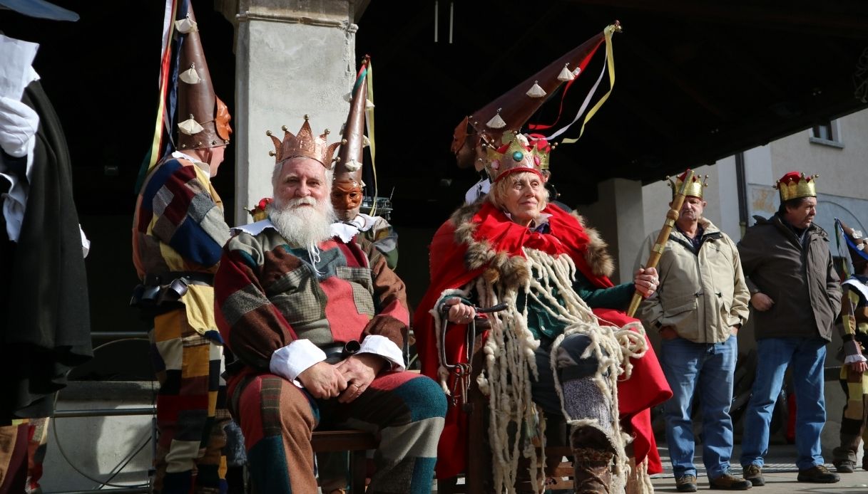 Spodestamento e incoronazione al Carnevale di Bormio