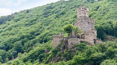 Castello di Reichenstein, un miraggio di pietra sulle sponde del Reno