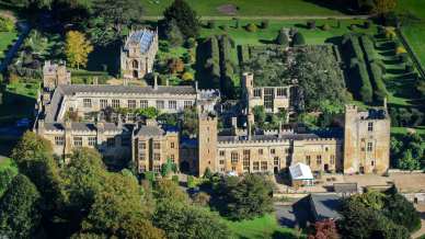 Valli di smeraldo e pietre color miele: cosa vedere nel Gloucestershire, terra ricca di paesaggi fiabeschi