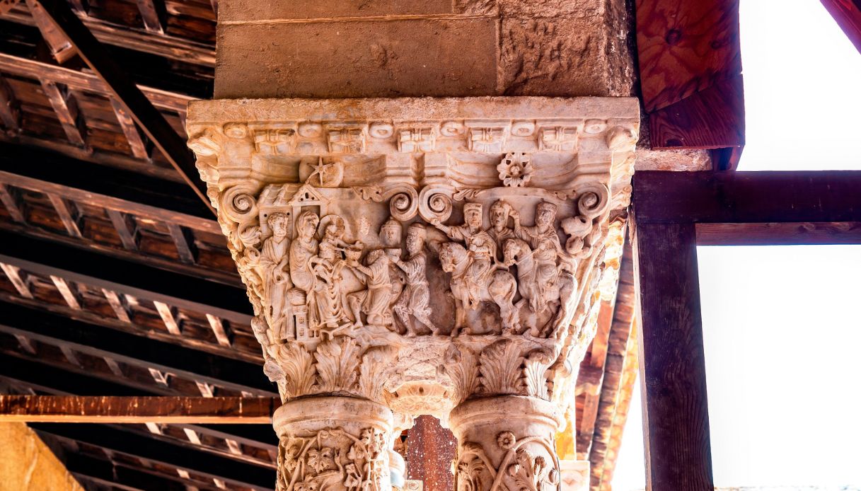 Capitello della Natività del Chiostro di Monreale, Palermo