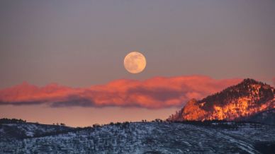 Luna del Verme 2026, il plenilunio tinge di rosso il cielo di marzo