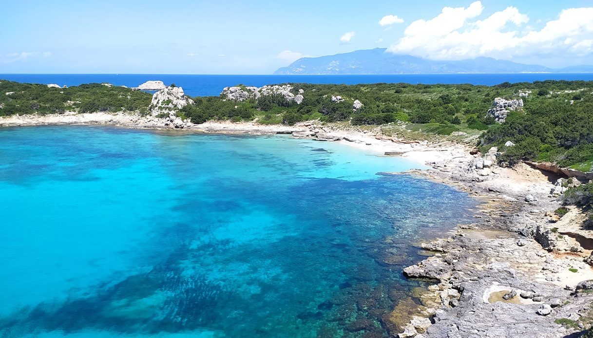 Il mare turchese dell'isola di Pianosa