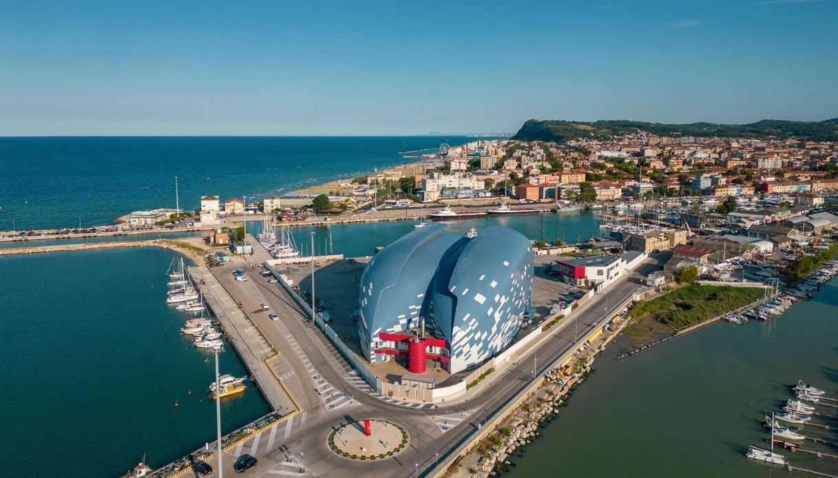 Pesaro, vista dal porto
