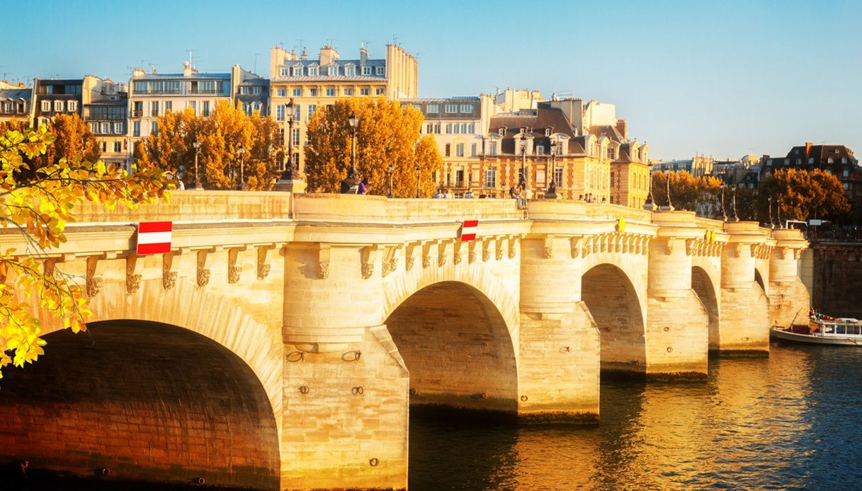 Il romantico Pont Neuf di Parigi, meta letteraria