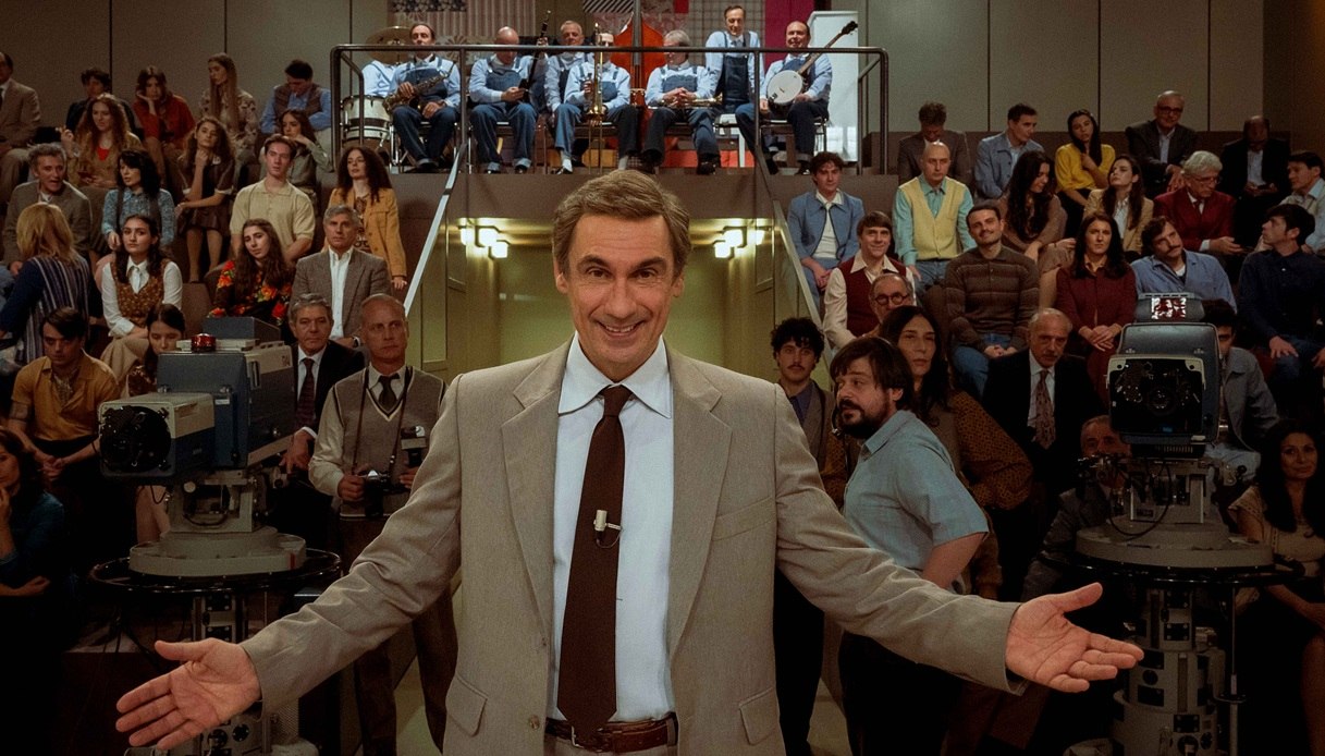 Lo studio di "Portobello" nella serie Tv su Enzo Tortora