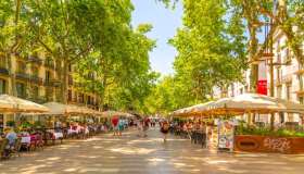 San Valentino tra nuvole e sogni: regalarsi un viaggio d’amore con la promo Vueling