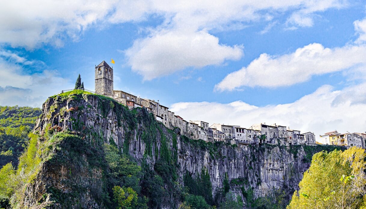 Castellfollit de la roca borghi catalogna
