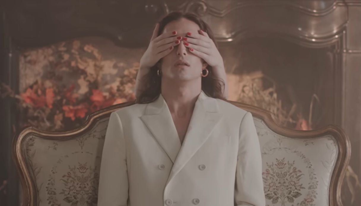 Videoclip dei M&aring;neskin a Villa Arconati