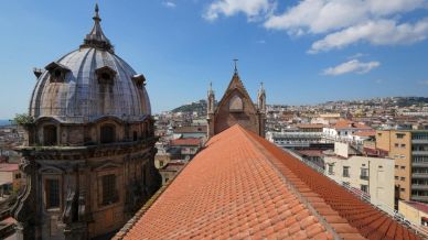 Napoli vista dall’alto: nasce il nuovo percorso panoramico tra cupole e tetti del Duomo