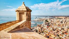 Voli easyJet ora in vendita per l’inverno 2027: dove viaggiare al caldo il prossimo anno