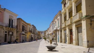 Canosa di Puglia, la città dei sette colli e degli ipogei