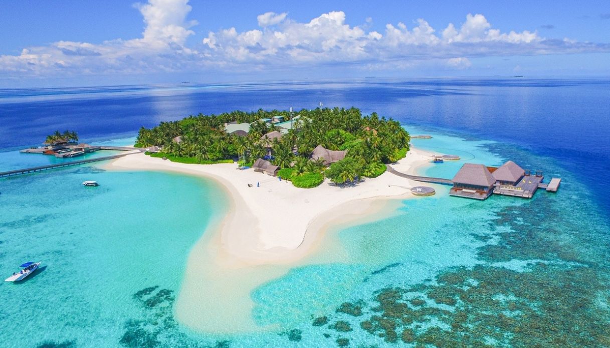 https://siviaggia.it/wp-content/uploads/sites/2/2026/03/Caos-viaggi-alle-Maldive.jpg